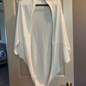Lexi York Cream Cocoon Sweater sz OS